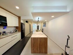 Sennett Estate (D13), Terrace #568280891
